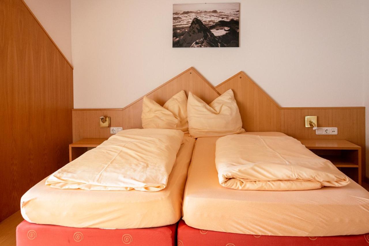 Wallackhaus Regiojet Hotels ハイリゲンブルート 部屋 写真