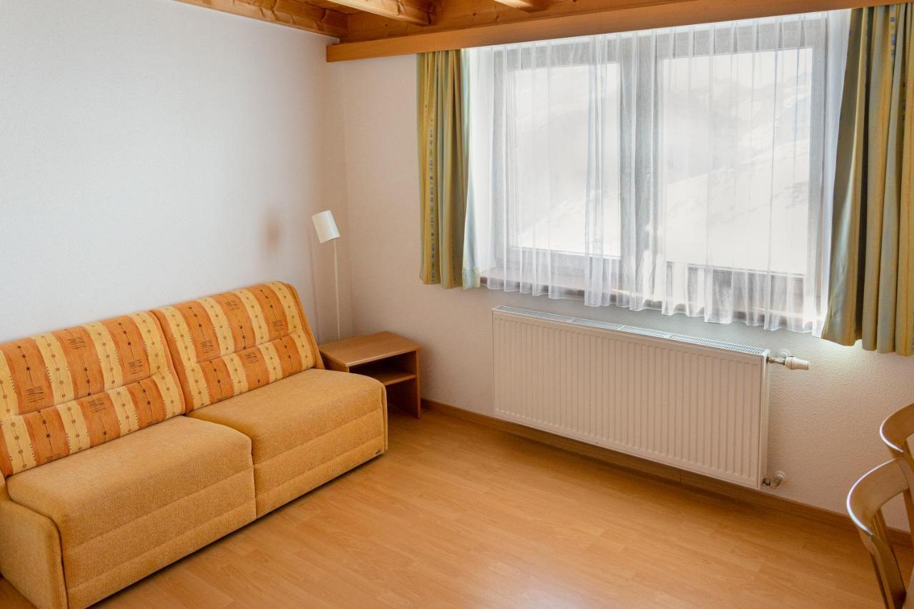 Wallackhaus Regiojet Hotels ハイリゲンブルート エクステリア 写真