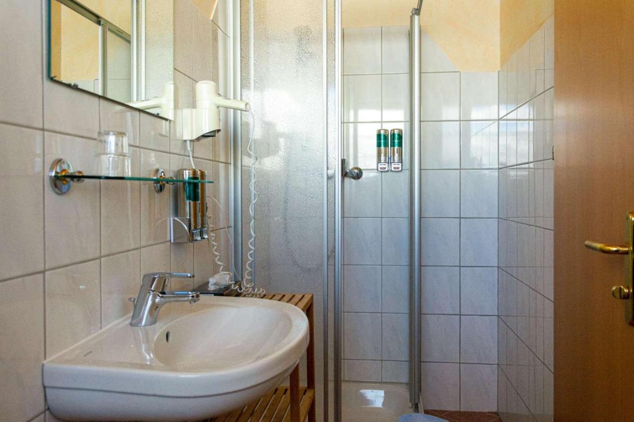 Wallackhaus Regiojet Hotels ハイリゲンブルート 部屋 写真